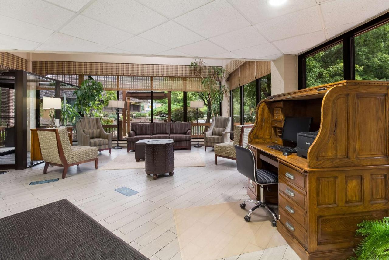 Best Western Braddock Inn La Vale Εξωτερικό φωτογραφία