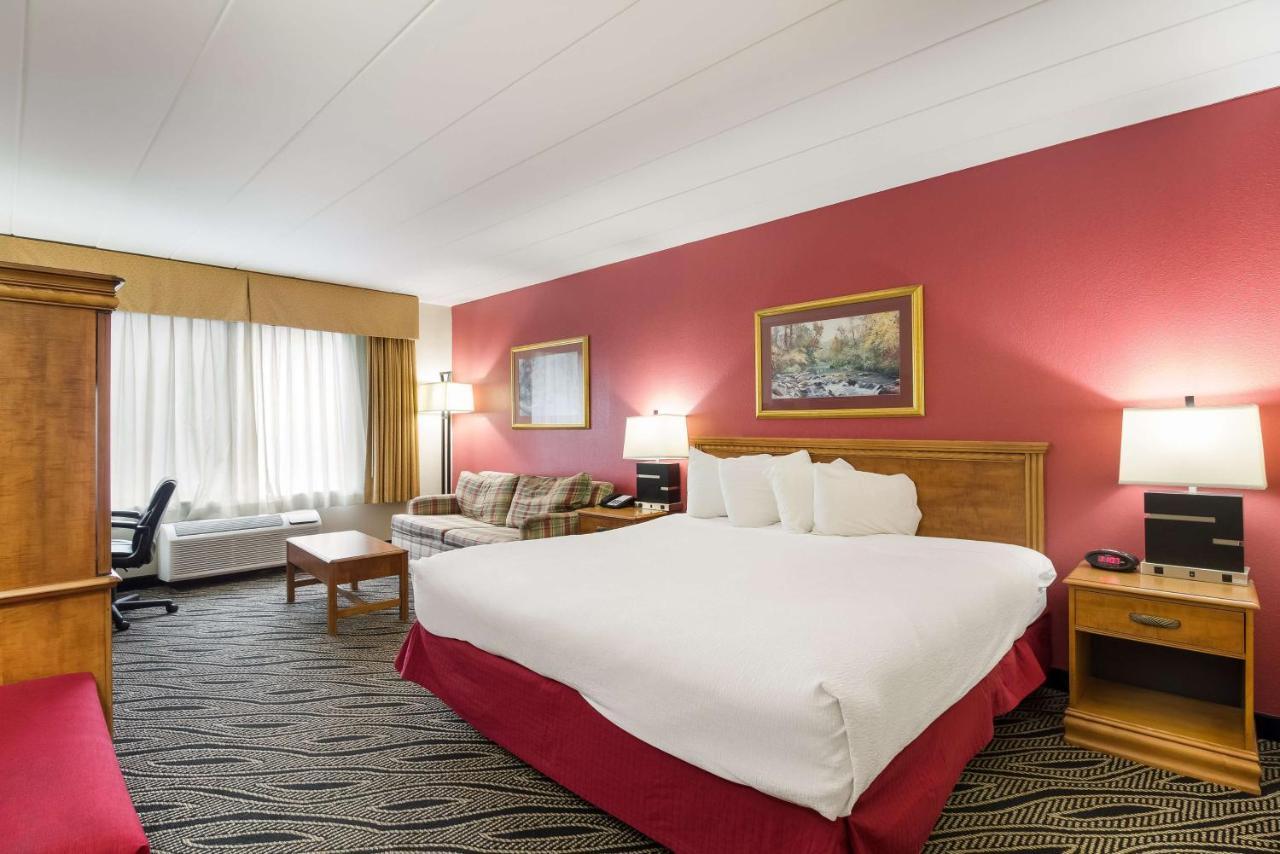 Best Western Braddock Inn La Vale Εξωτερικό φωτογραφία