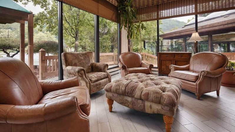 Best Western Braddock Inn La Vale Εξωτερικό φωτογραφία